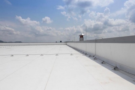Un toit terrasse bien con&ccedil;u exige une &eacute;tanch&eacute;it&eacute; et une pente adapt&eacute;es